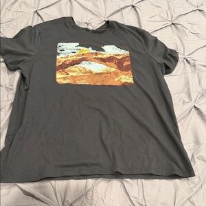 Men's Graphic T-Shirt in Black